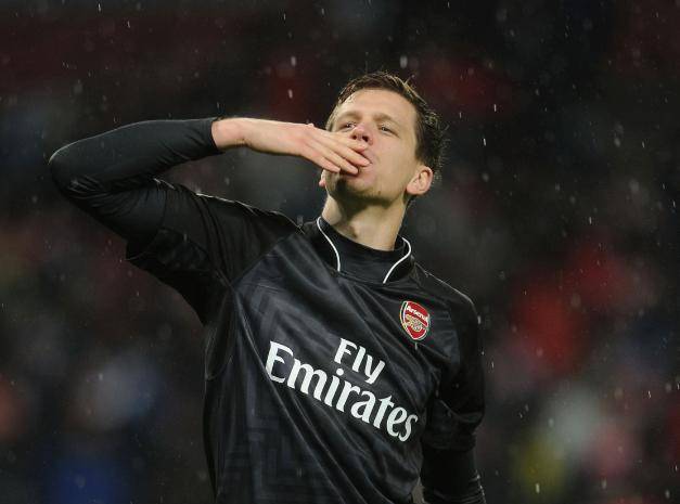 九游电竞-包含拜仁慕尼黑主帅弗里克喊话球队保持专注状态的词条